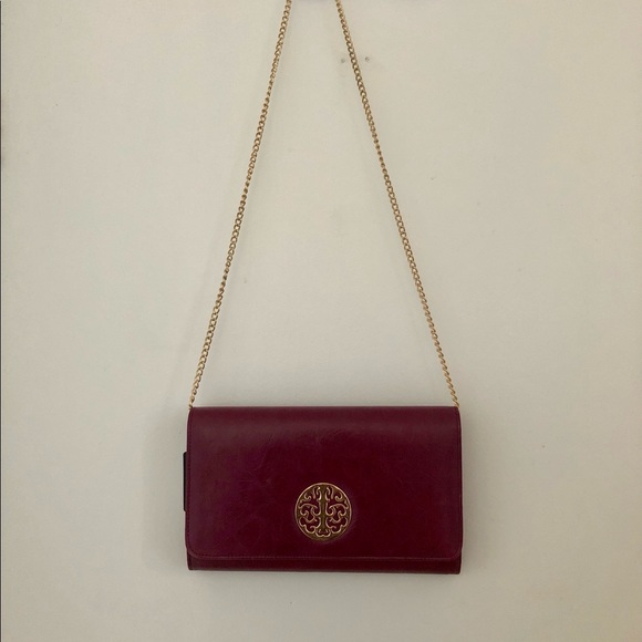 4 handbags for the price of one! - Picture 6 of 6